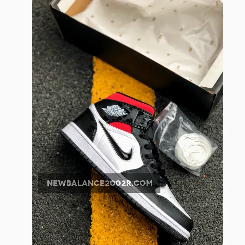 Jordan 1 Mid Quai / Air Jordan 1 Mid-Top Quai 54 CJ9219-001