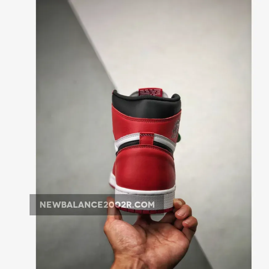 Air Jordan 1 Retro High OG 'Chicago' | 1S CHICAGO For Sale Air Jordan 1 Retro High OG 'Chicago' | 1S CHICAGO For Sale