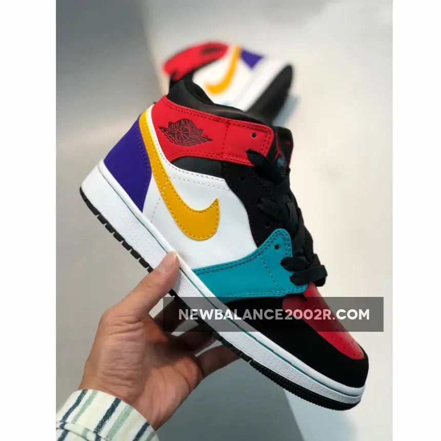 Air Jordan 1 Mid ‘Bred’ Multi-Colo | JORDAN 1 MOD 554724-125