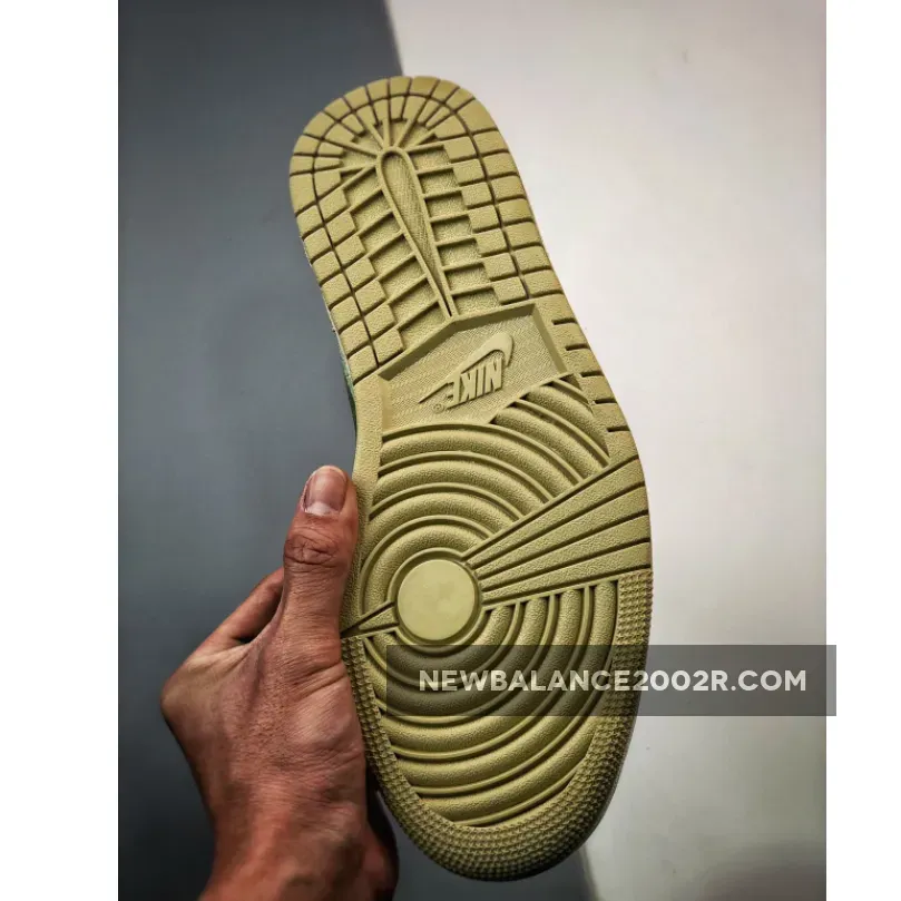 Air Jordan 1 Low Light Olive Pale Citron FD9906-131 Air Jordan 1 Low Light Olive Pale Citron FD9906-131