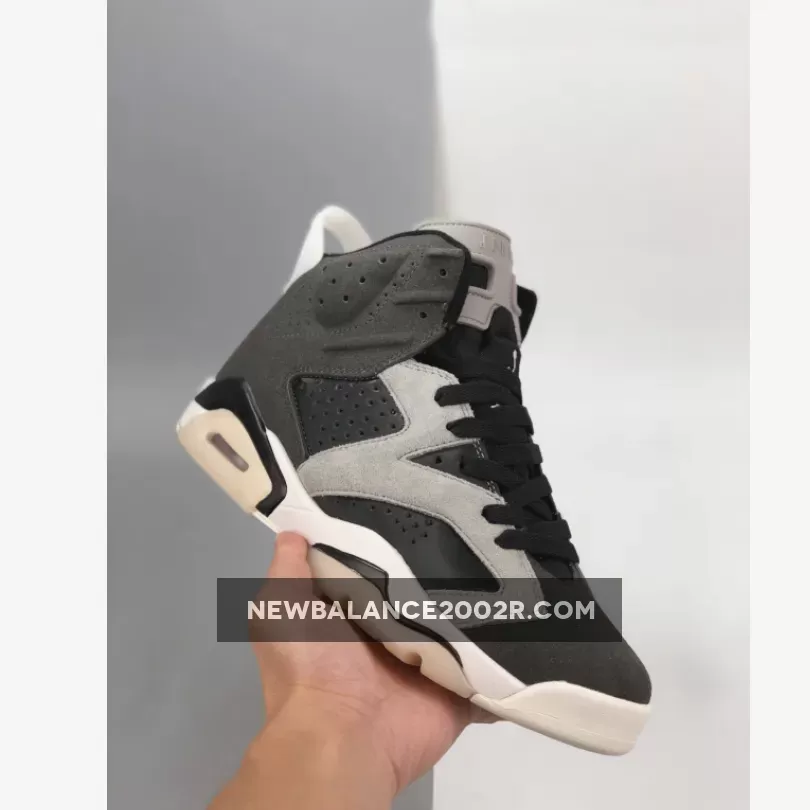 Air Jordan 6 Retro ‘Tech Chrome’ CK6635-001