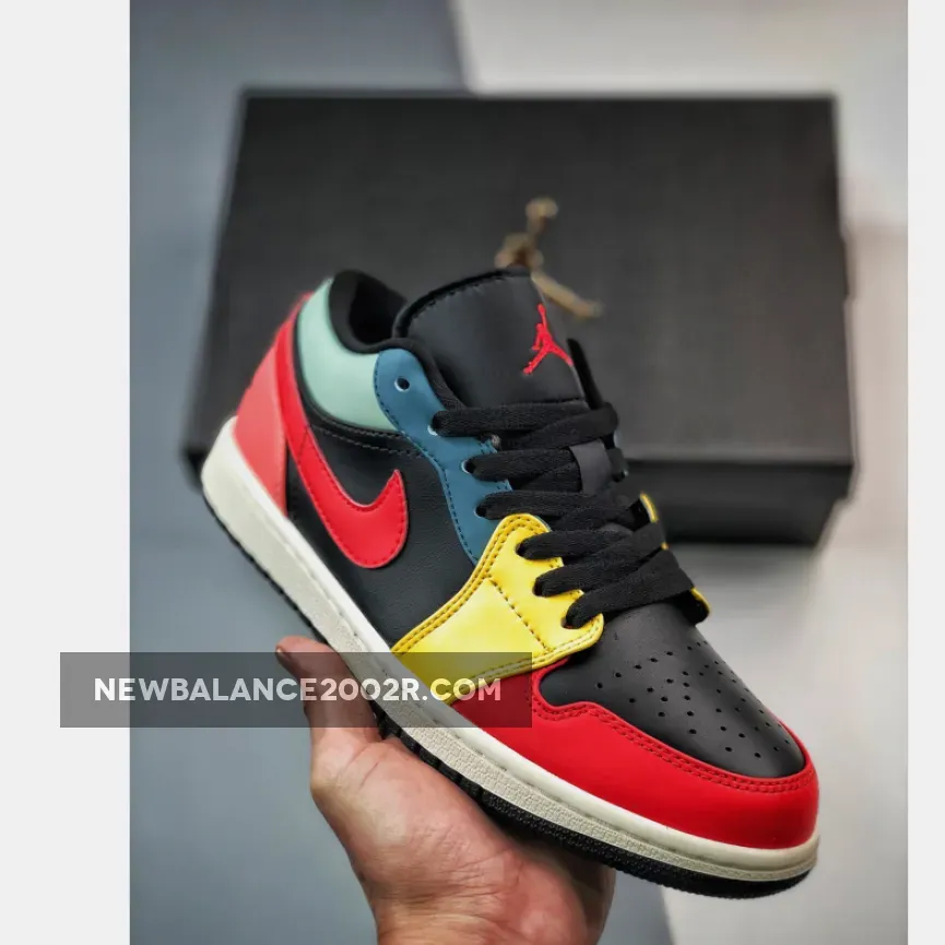 Air Jordan 1 Low SE Black/Taxi/French Blue/Fire Red DN3739-060