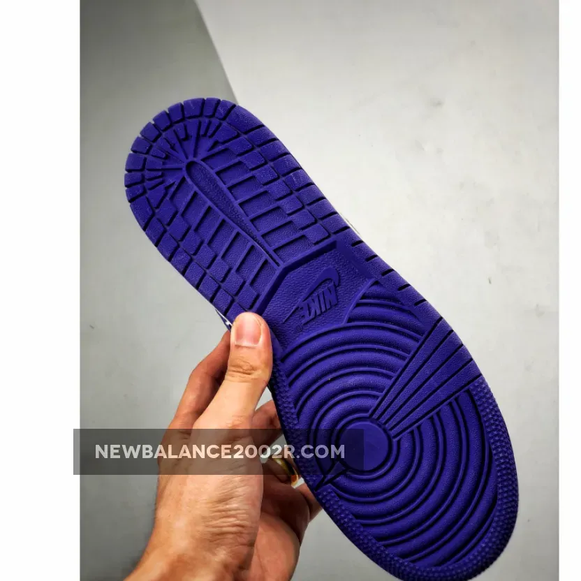 Air Jordan 1 Mid Black Concord #jordan 1 concord high