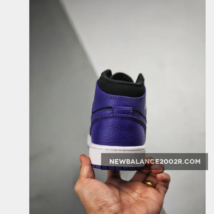 Air Jordan 1 Mid Black Concord #jordan 1 concord high