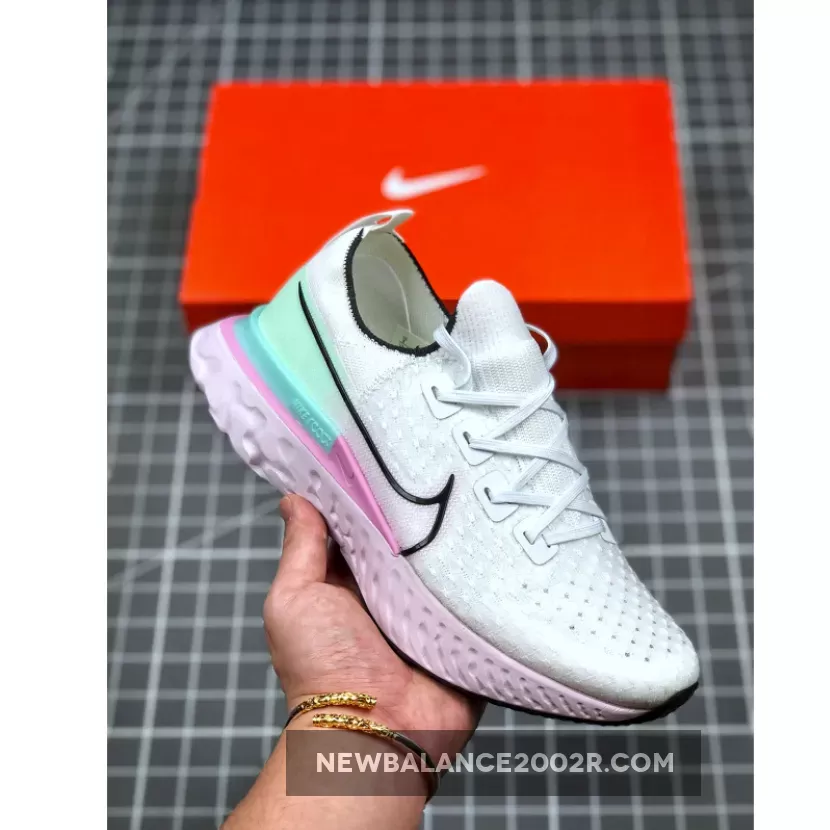 Ladies Nike React Infinity Run Flyknit White Iced Lilac Pistachi CD4372-100 Brand New