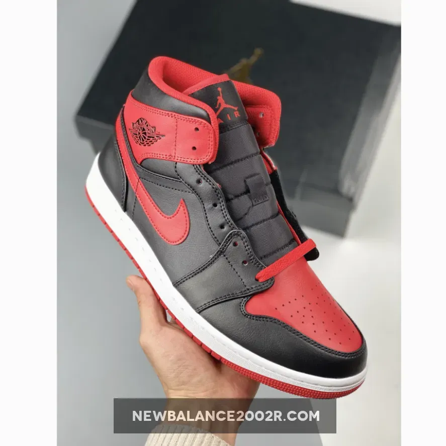 Air Jordan 1 Mid "Alternate Bred" Black/Fire Red-White