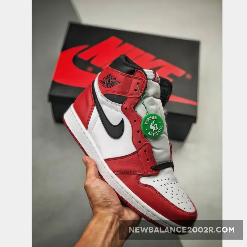 Air Jordan 1 Retro High OG 'Chicago' | 1S CHICAGO For Sale