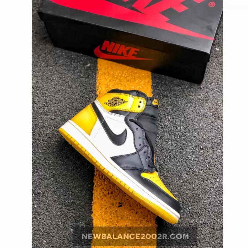 Air Jordan 1 Retro High OG 'Yellow Toe' AR1020-700 For Sale