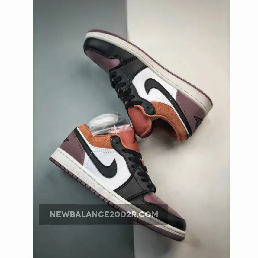 Air Jordan 1 Low SE White/Black-Sky J Mauve FB9907-102 Air Jordan 1 Low SE White/Black-Sky J Mauve FB9907-102