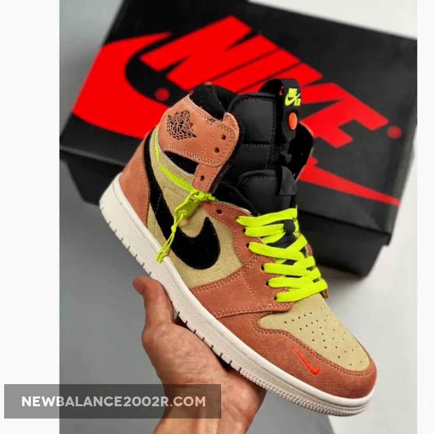 Peach Basketball Shoes / Jordan 1 High Switch Peach Neon WMNS CW6576-800