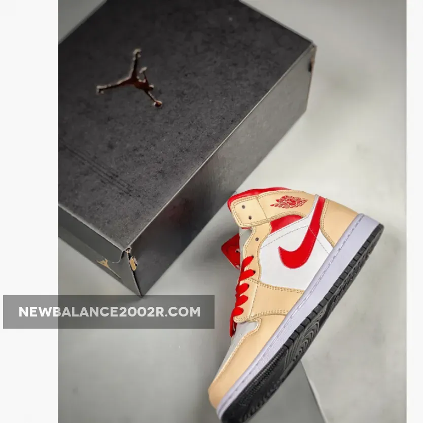 Air Jordan 1 Mid Beige Cardinal Red 554724-201 / light curry