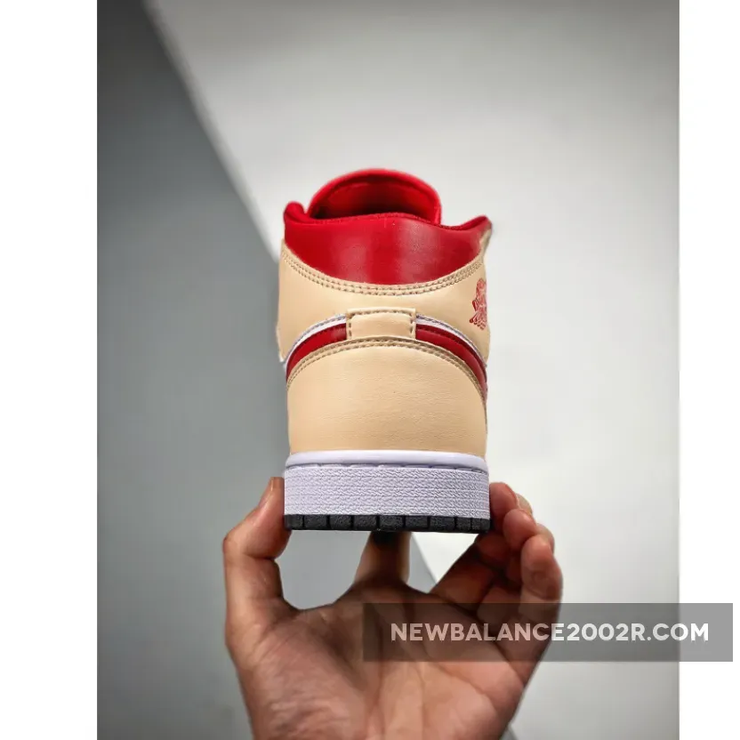 Air Jordan 1 Mid Beige Cardinal Red 554724-201 / light curry