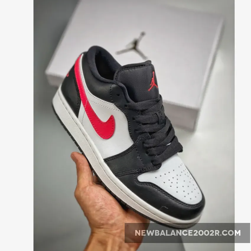 Air Jordan 1 Low Black/Siren Red-White DC0774-004