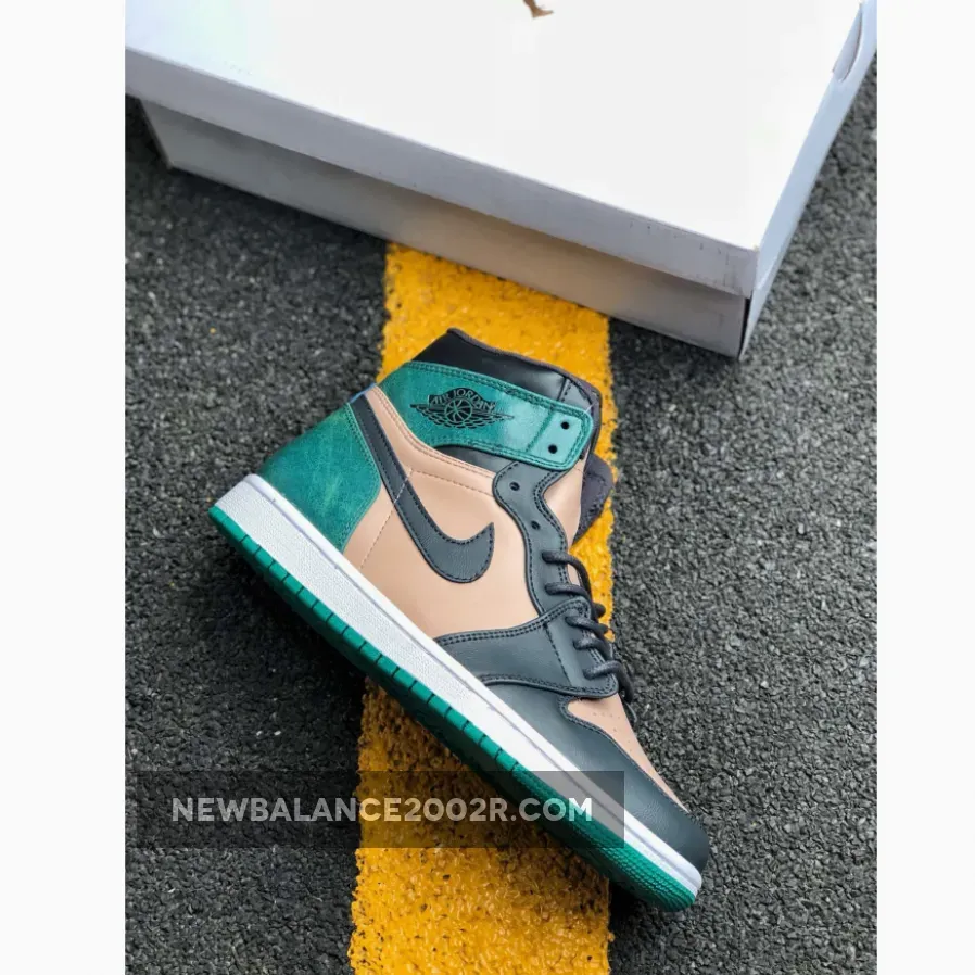 Air Jordan 1 High Premium Bio Beige/Black-Mystic Green | RETRO BIO