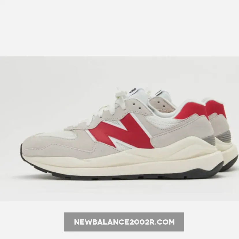 New Balance Grey Beige Red Pas Cher M5740CC Online