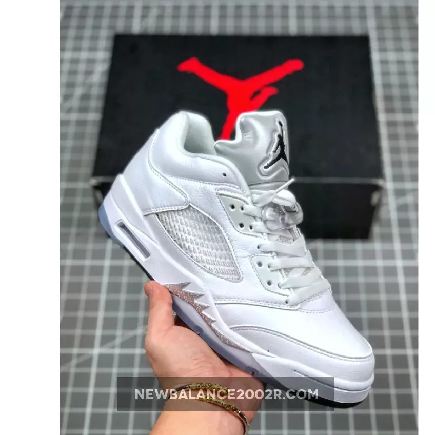 Nike Air Jordan 5 Low GS White Black For Womens 819172-122 / cool grey jordan 5