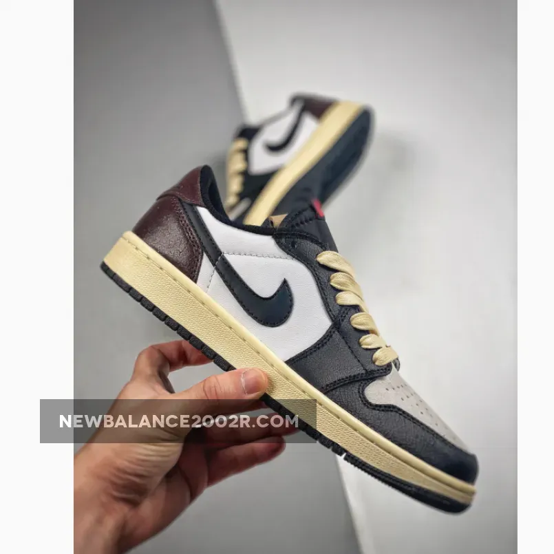 Air Jordan 1 Low OG Black White Chocolate - air jordan 1 low se chocolate