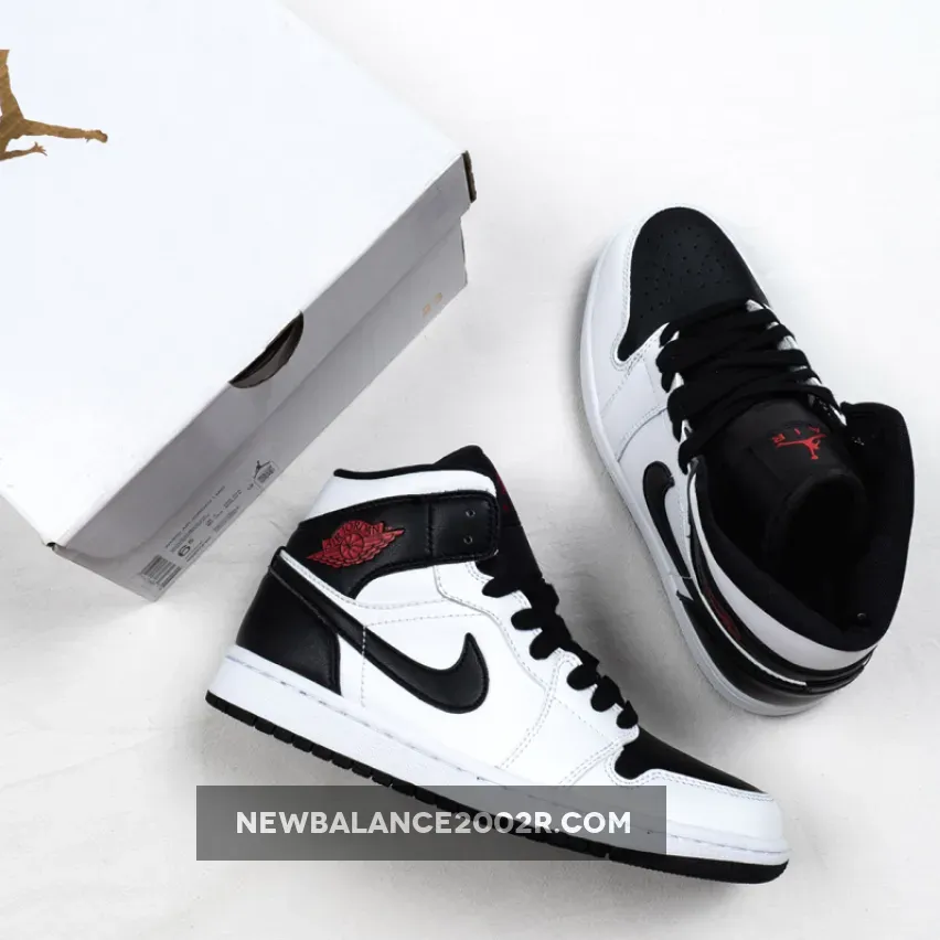 Air Jordan 1 Mid ‘Reverse Black Toe’ White Black Red