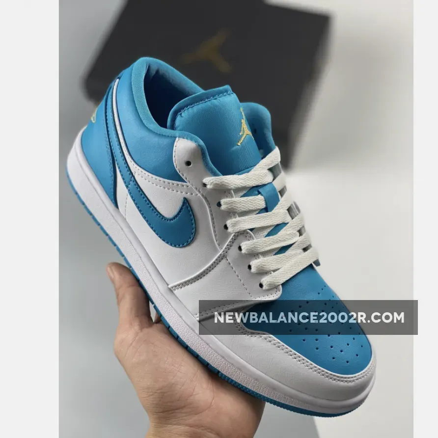Online Sale Jordan 1 Low Aquatone 553558-174