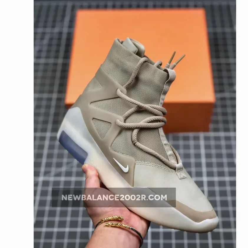 Nike Air Fear of God 1 'Oatmeal' AR4237-900 / fear of god oat