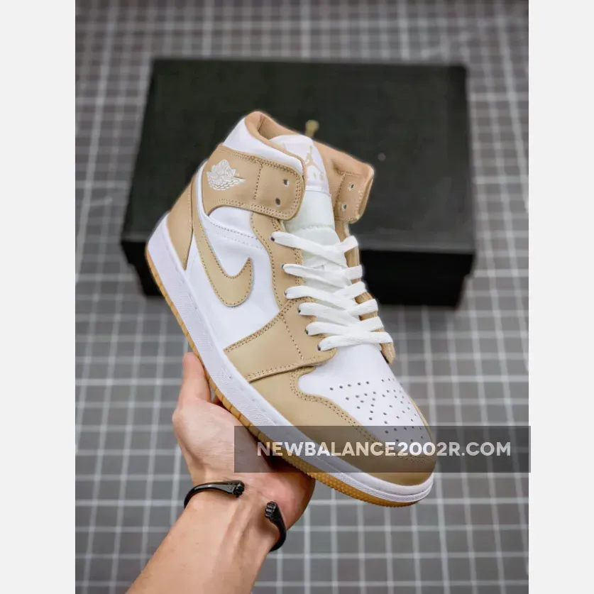 Air Jordan 1 Mid "Tan Gum" Hemp/Gum Yellow/White