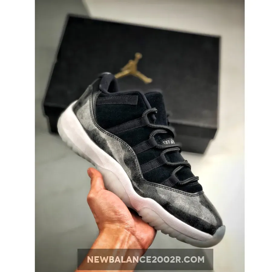 Jordan 11 Low Barons Black / Baron 11 Low 528895-010
