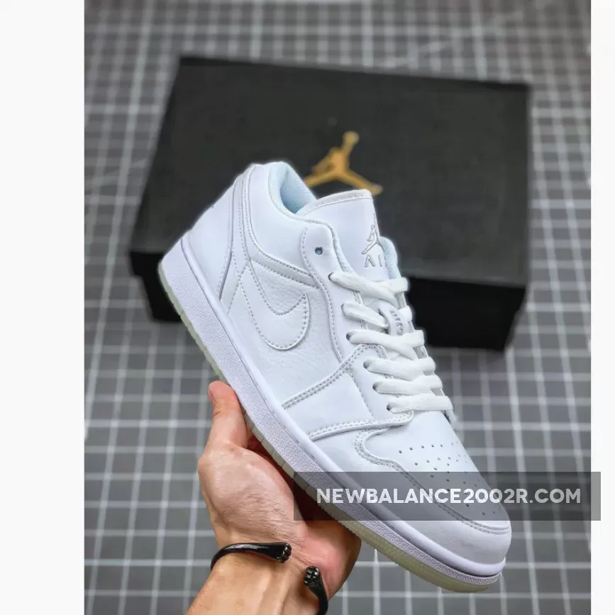 Air Jordan 1 Low Retro White/White-Metallic Silver 309192-111 New Releases