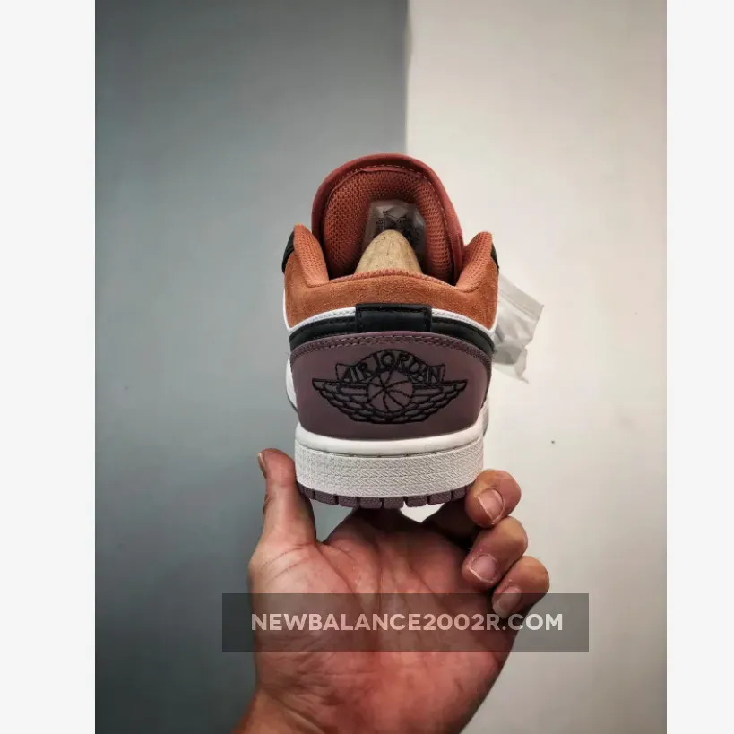 Air Jordan 1 Low SE White/Black-Sky J Mauve FB9907-102 Air Jordan 1 Low SE White/Black-Sky J Mauve FB9907-102