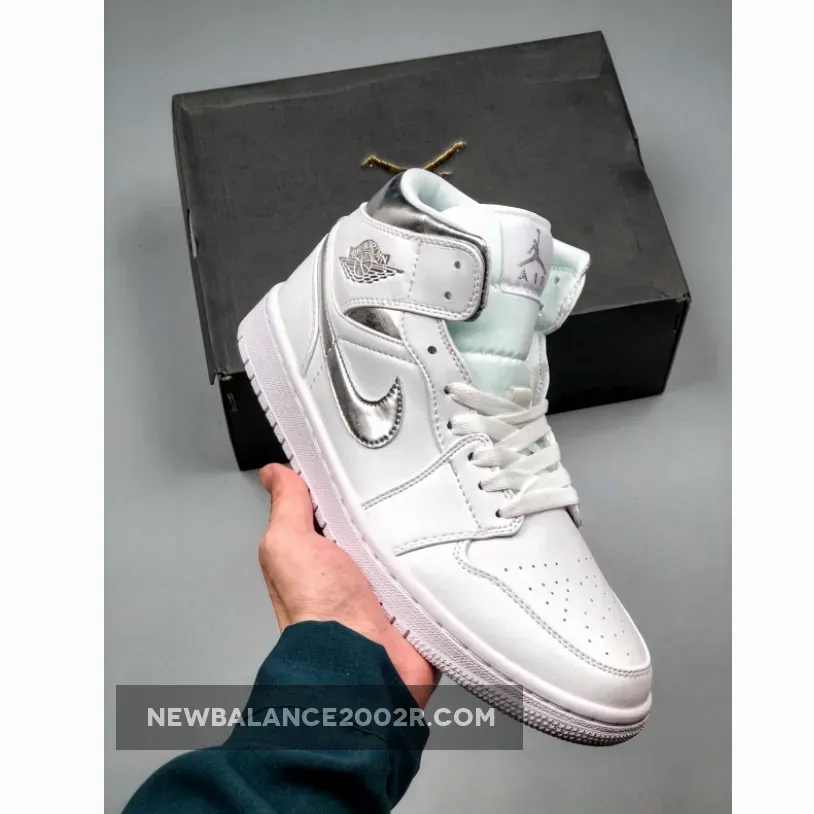 Air Jordan 1 Mid White/Metallic Silver-White / Jordan 1 Pure Money 554724-105
