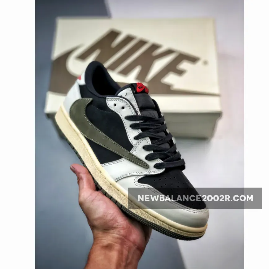 Jordan 1 Retro Low OG SP Travis Scott Olive (Womens)