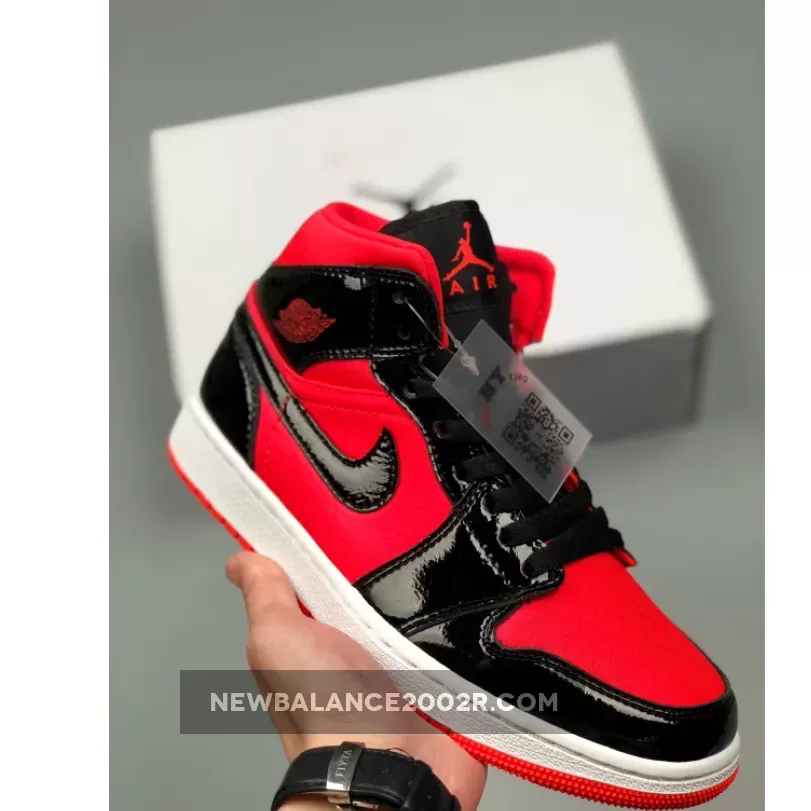 Restock Jordan 1 Mid Hot Punch Black (Womens) BQ6472-600