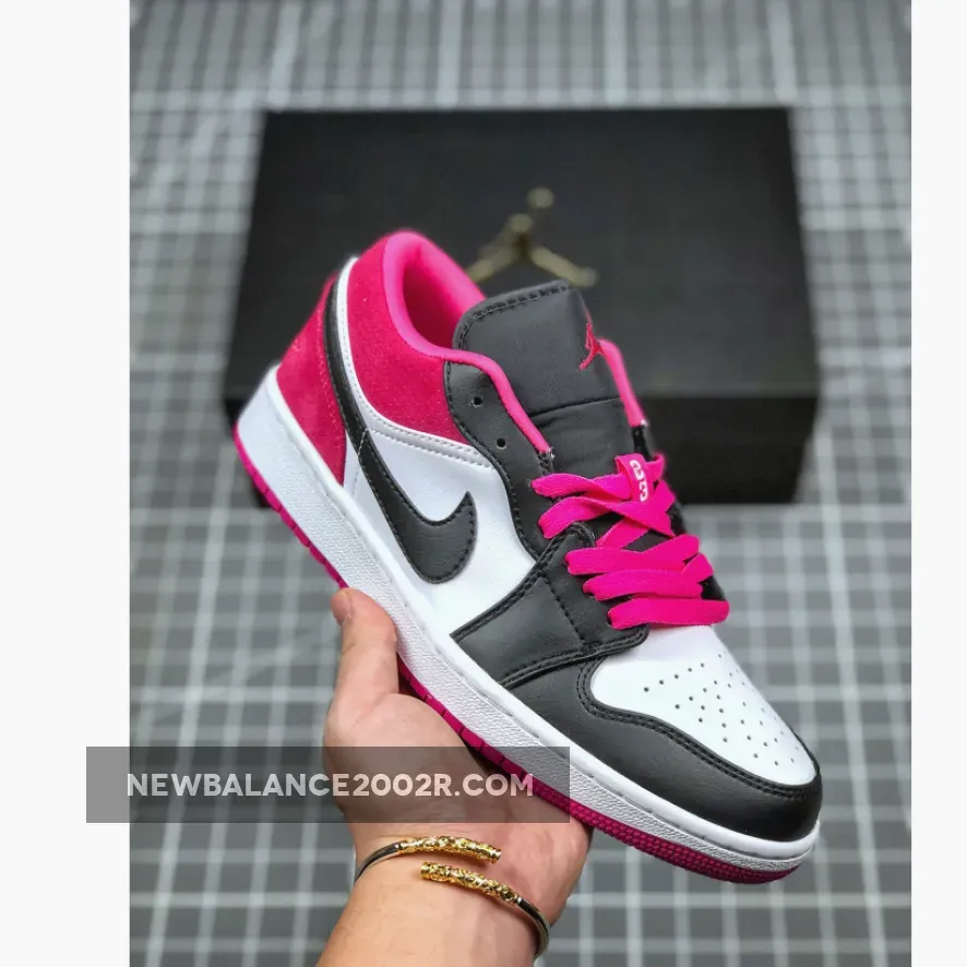 Air Jordan 1 Low Black/White-Magenta - fuchsia jordan 1