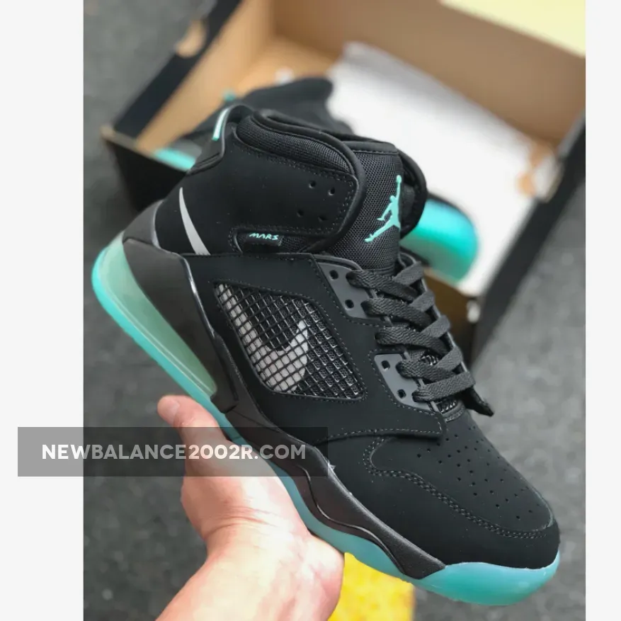 Jordan Mars 270 Black/Reflect Silver-Green Glow / Jordan 27c