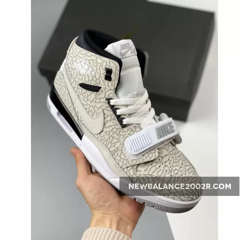 Jordan Legacy 312 Flip White Black AV3922-100 1675943662