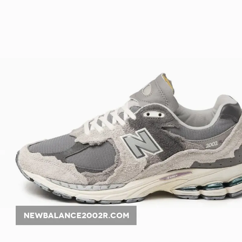 New Balance 2002R Protection Pack Rain Cloud - men new balance 2002r