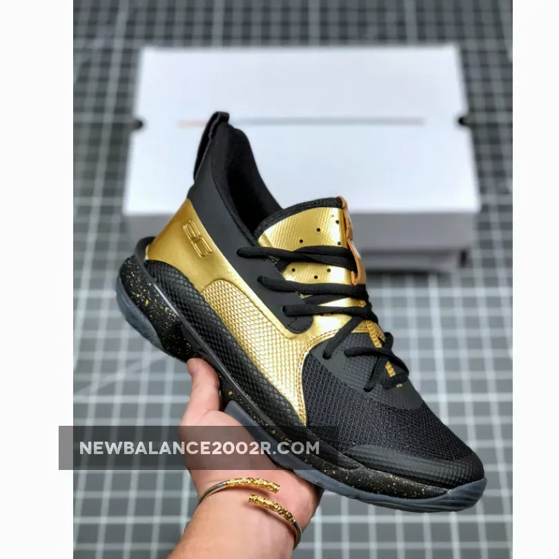Under Armour Curry 7 'Earn It' Black/Gold - steph curry black and gold shoes