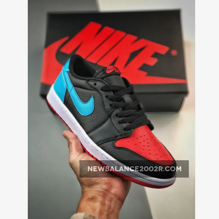 Jordan 1 Retro Low OG NC to Chi (Womens) CZ0775-046