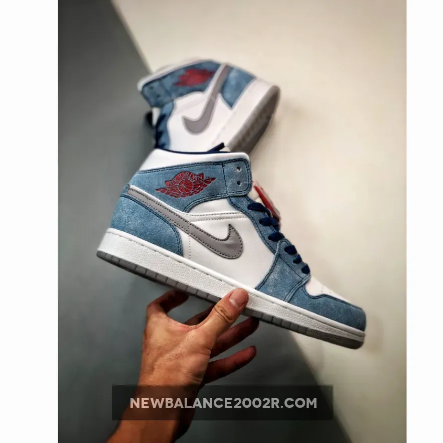 Air Jordan 1 Mid French Blue Fire Red DN3706-401 Restock Air Jordan 1 Mid French Blue Fire Red DN3706-401 Restock