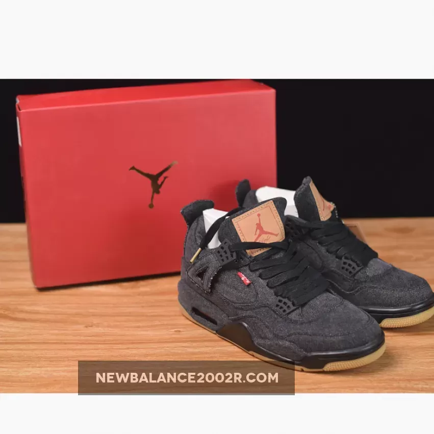Levi's x Air Jordan 4 'Black Denim' Levi Jordans AO2571-001