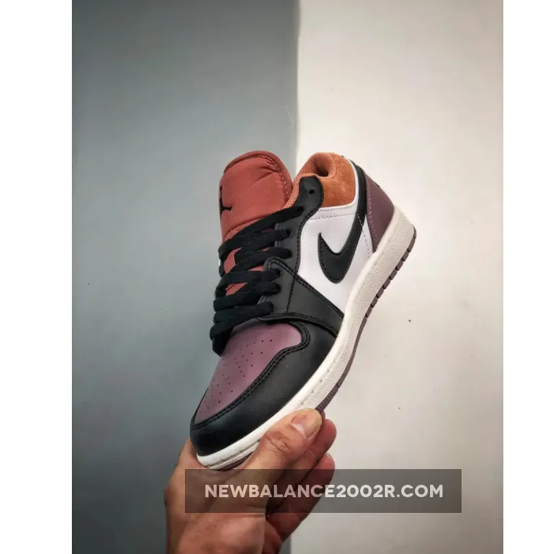 Air Jordan 1 Low SE White/Black-Sky J Mauve FB9907-102 Air Jordan 1 Low SE White/Black-Sky J Mauve FB9907-102