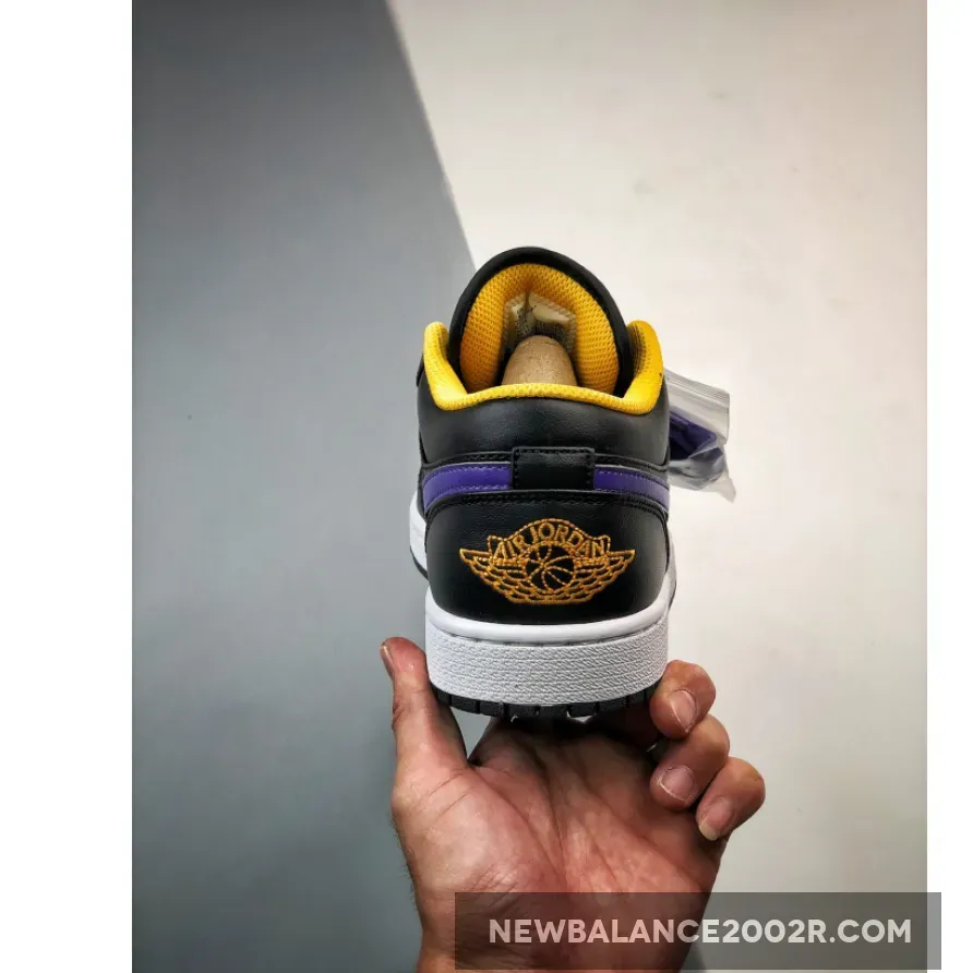 Air Jordan 1 Low Black/Dark Concord-Taxi 553558-075 Air Jordan 1 Low Black/Dark Concord-Taxi 553558-075