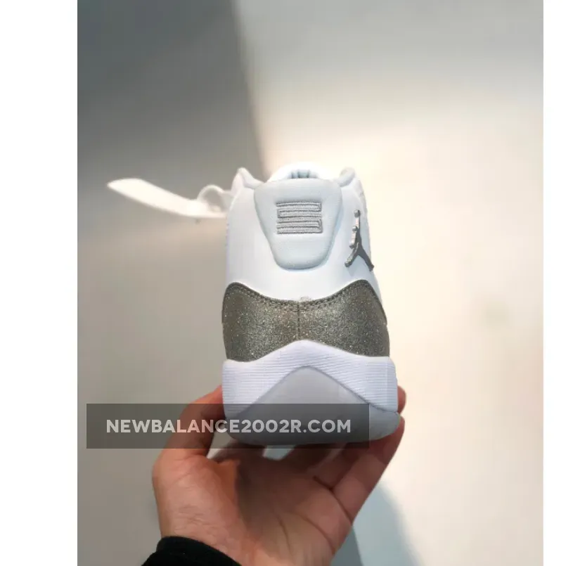 Air Jordan 11 WMNS White Metallic Silver AR0715-100 / silver jordan 11