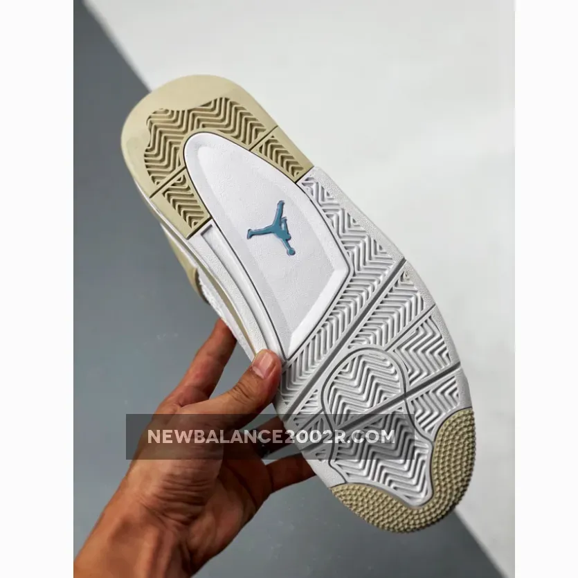 Air Jordan 4 Linen White/Boarder Blue-Light Sand 487724-118