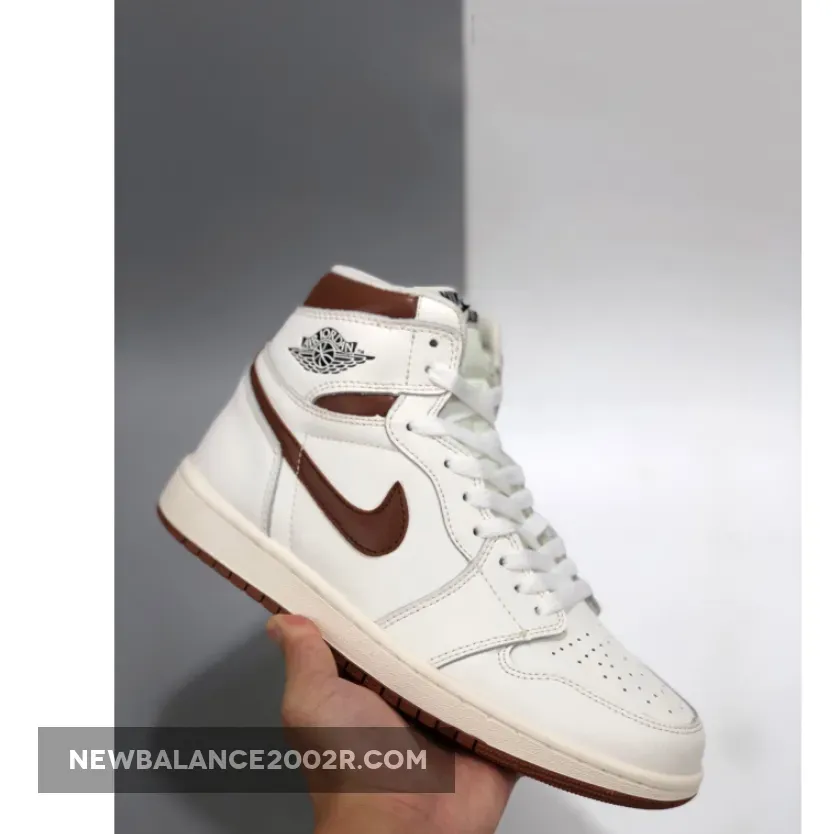 Air Jordan 1 High OG Sail/Dark Mocha-Black | MOCHA/SAIL 555088-120