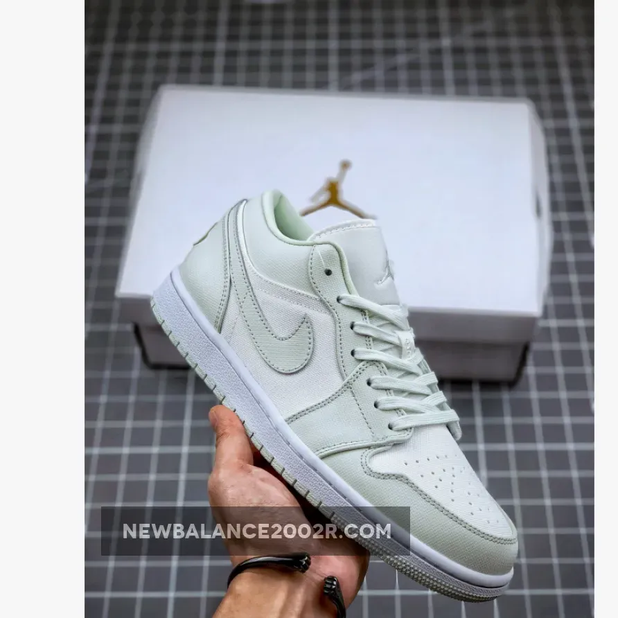 Air Jordan 1 Low White/Spruce Aura CW1381-003 #spruce aura jordan 1