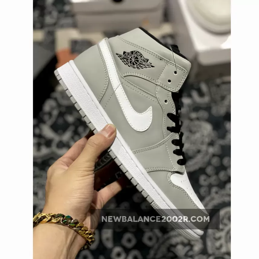 Jordan 1 Mid Grey Discount 554724-046