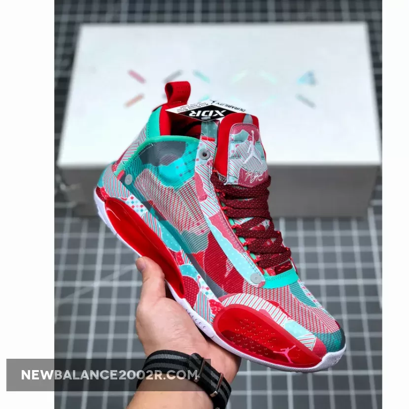 Air Jordan 34(XXXIV) 'Wrapping Paper' Christmas PE sneaker wrapping paper