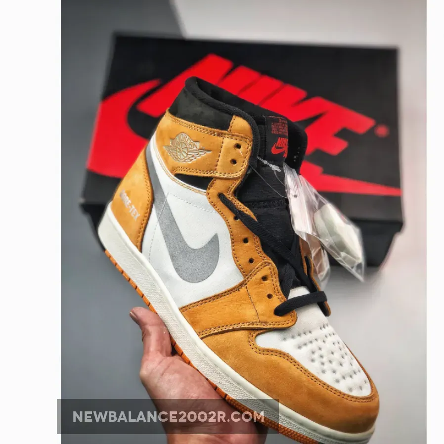 Air Jordan 1 Element Gore-Tex Light Curry