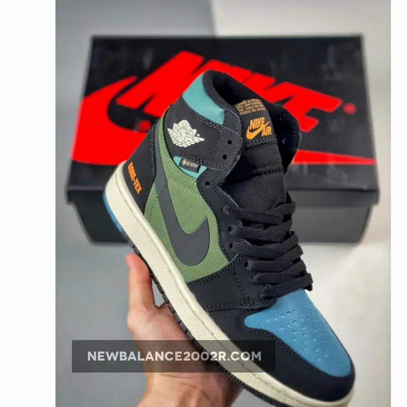 Air Jordan 1 Element GORETEX Black Bright Mandarin