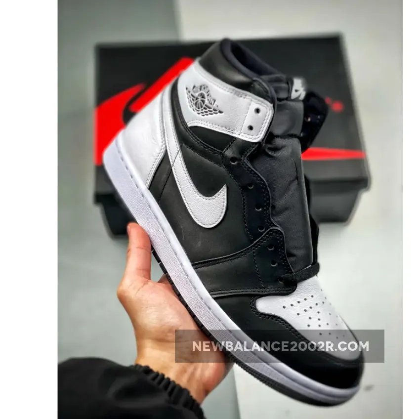 Air Jordan 1 High OG ‘Reverse Panda’ Black/White